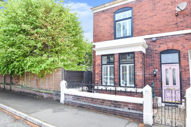 3 bed terraced house for sale in Moss Lane, Whitefield M45