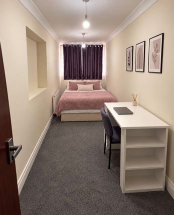 7, Heaton Place, NEWCASTLE UPON TYNE photo 3