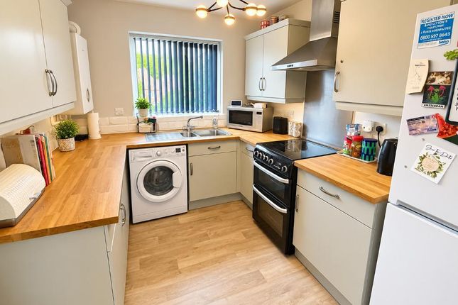 19, Southland Drive, Milton Keynes photo 4