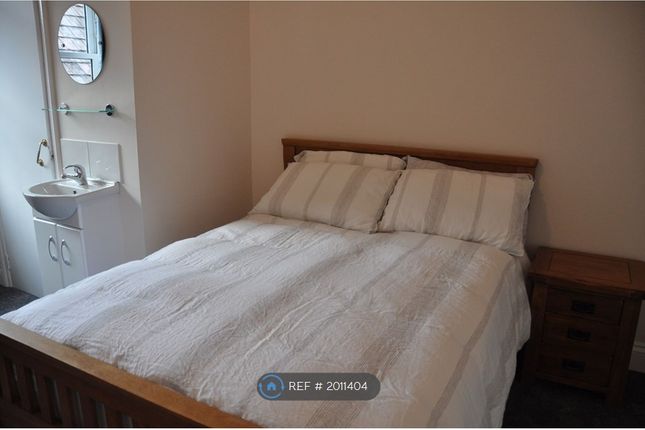 Room to rent in Wembdon Rise, Bridgwater