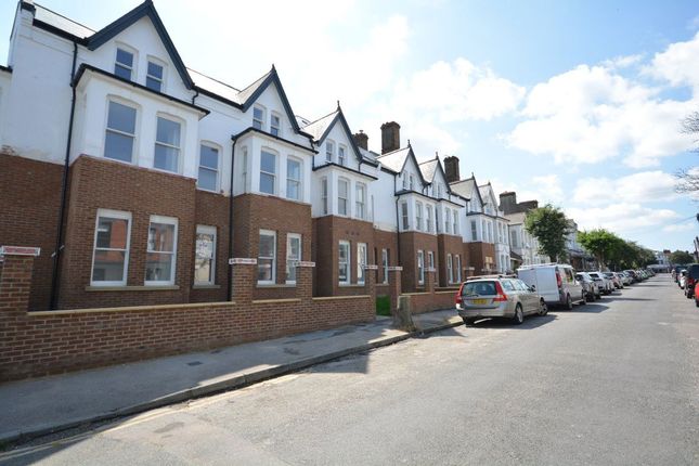 Thumbnail Flat to rent in Norfolk Road, Margate