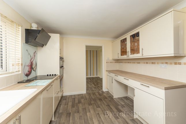 Mill Lane, Great Yarmouth photo 3