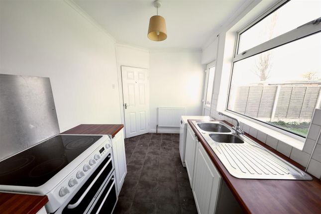 Terraced house for sale in Cranbrook Avenue, Hull