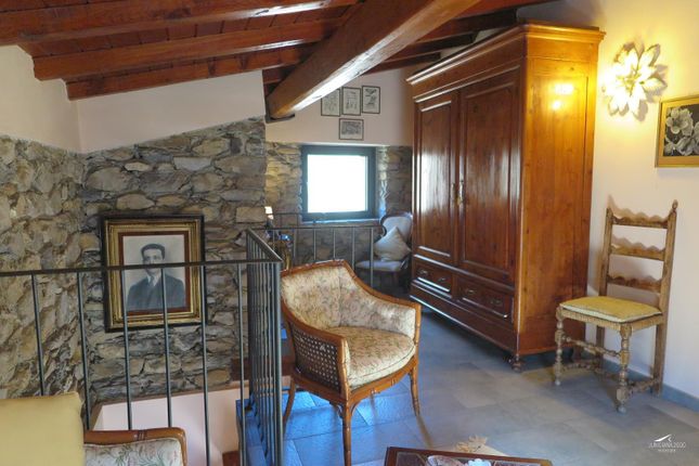 Farmhouse for sale in Massa-Carrara, Licciana Nardi, Italy