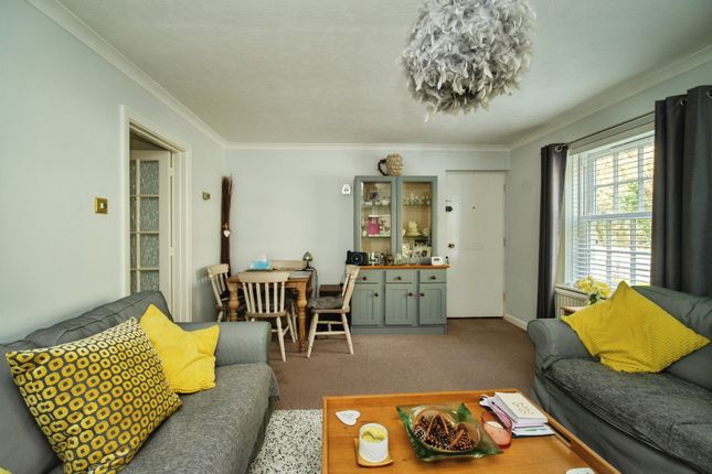 5, Oaklands, Hook photo 3