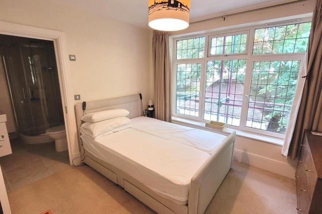 4 Woodend, Cannongate Road, Hythe photo 4