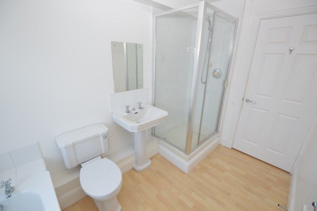 Flat to rent in Newfield Place, Sheffield