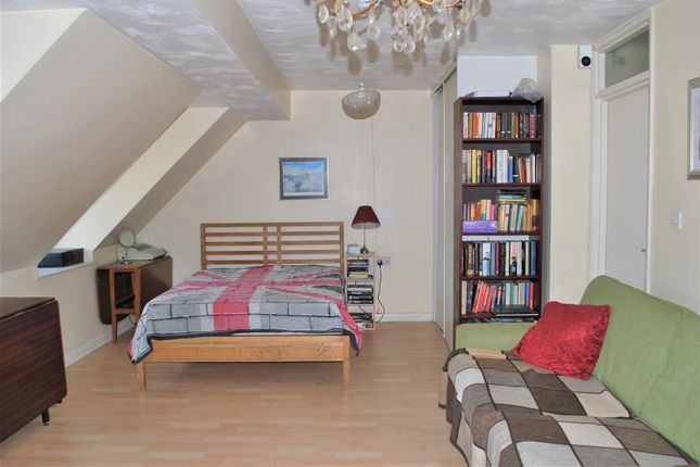 Flat for sale in Rectory Road, Beckenham