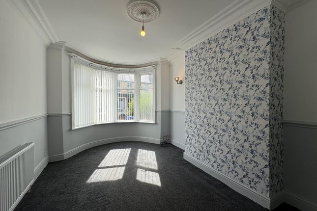30, Wyre Grove, Blackpool photo 2