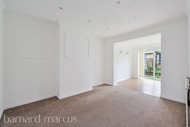 43, Somerset Close, New Malden photo 4