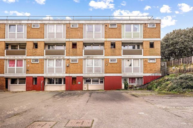 Thumbnail Flat for sale in Evenwood Close, London