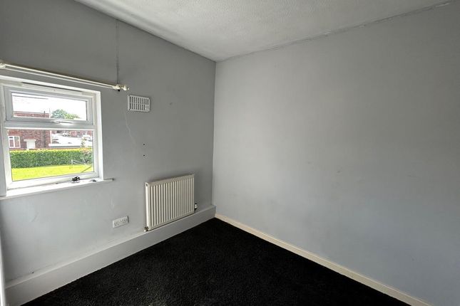 11, Warrington Road, Leigh photo 4