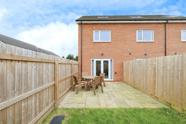 Semi-detached house for sale in Foxglove Close, Stourport-On-Severn