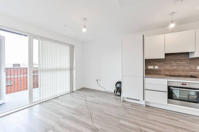 Thumbnail Flat to rent in New Market Place, East Ham, London