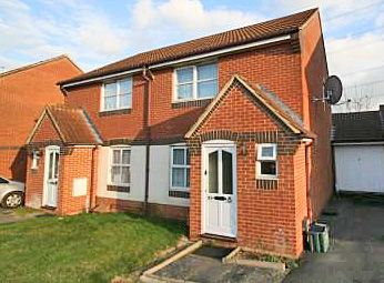 Semi-detached house to rent in Columbine Gardens, Oxford