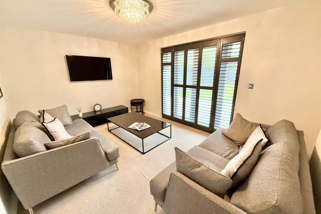7, Blueberry Way, Macclesfield photo 3