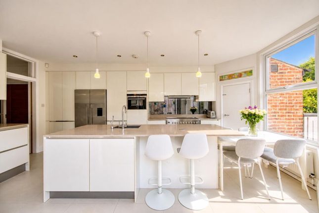 46, Holmdale Road, London photo 3
