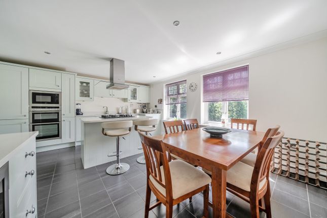 9, Worsley Grange, Chislehurst photo 3