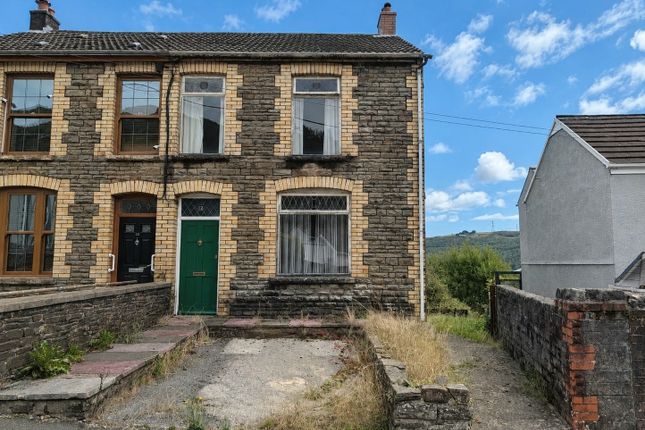 3-bed semi-detached on Cilfrew, Neath, £99,000