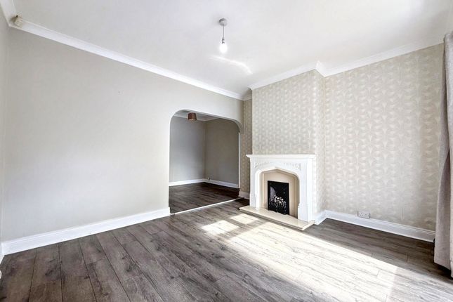 6, Beach Grove, Peterlee photo 4