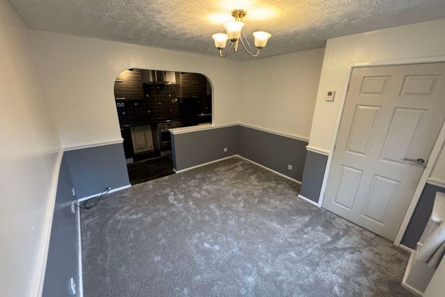 31, Mallard Drive, Bolton photo 3