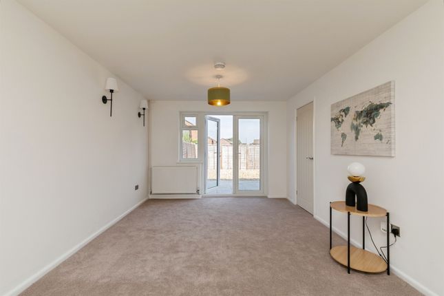 3, Balmoral Close, Bristol photo 4