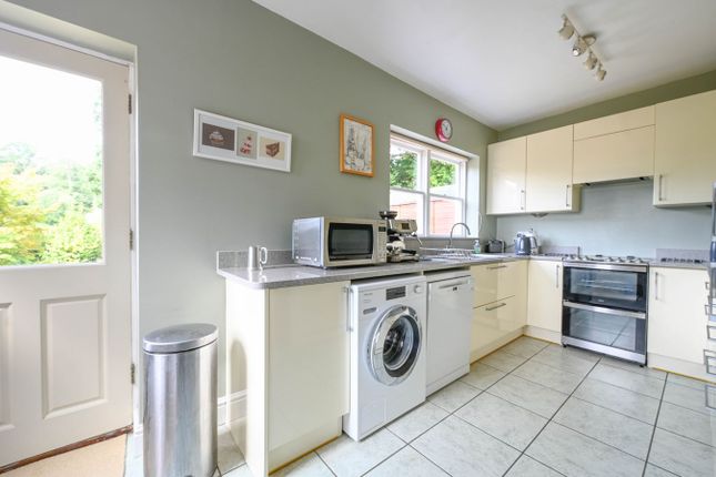 Hazelbank, Leigh Lane, Wimborne photo 3