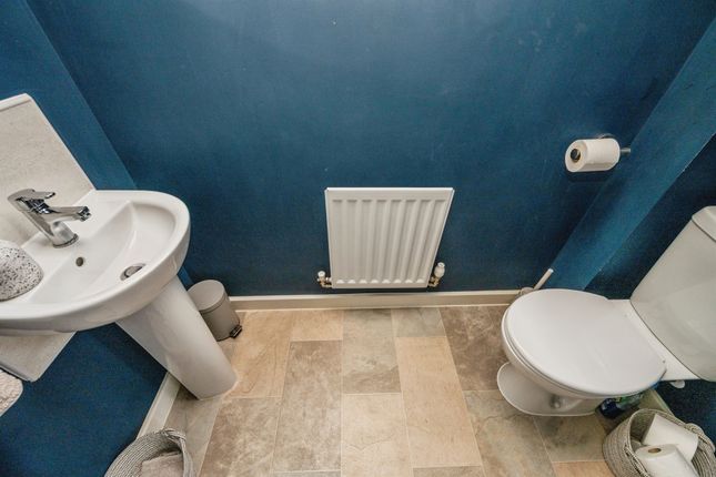 19, Acorn Road, Kidderminster photo 3