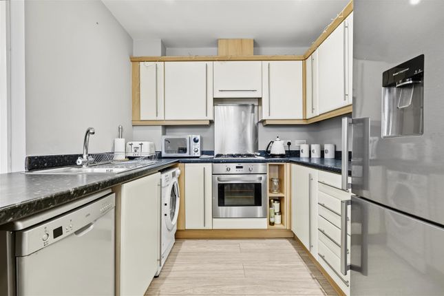Flat 6, 8, Hickling Close, Nottingham photo 4