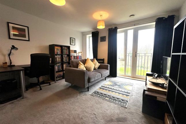 Flat 12, 62, Barnes Wallis Way, St. Albans photo 3