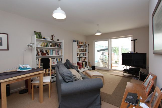 28 Rowan Way, Exeter photo 3