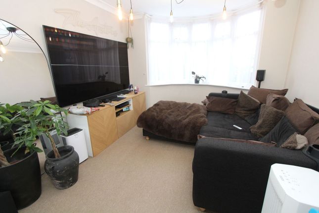 19, Tansley Hill Road, Dudley photo 2