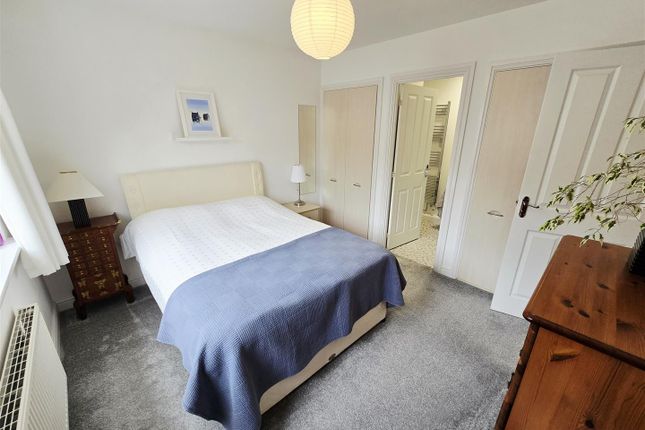 32, Snowdrop Crescent, Launceston photo 4