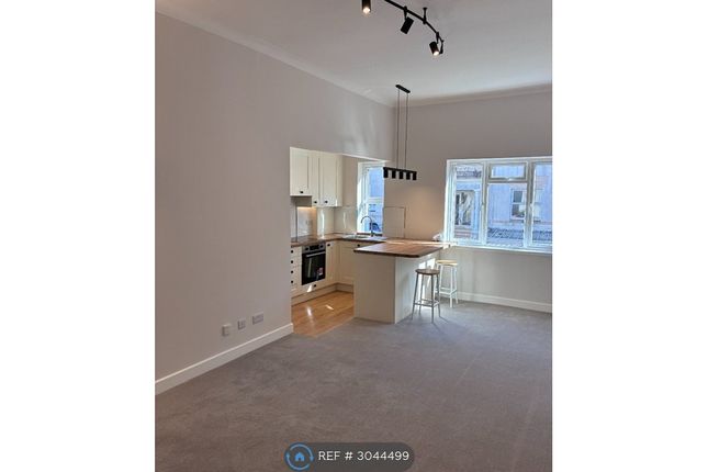 Flat, Kerley Court Kerley Road, Bournemouth photo 4