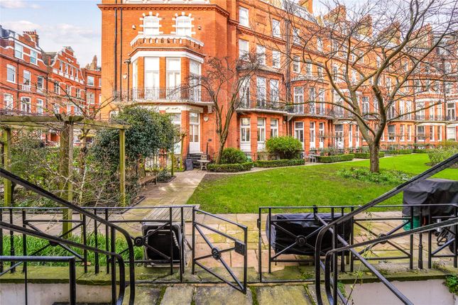 Flat 2, 15, Egerton Gardens, London photo 3