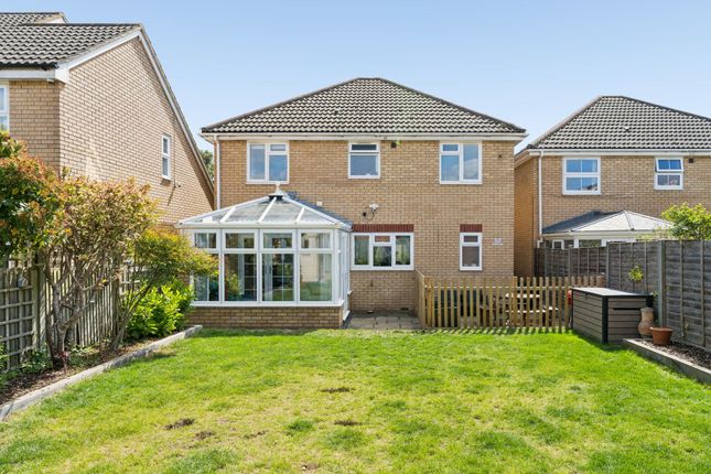 77 Trajan Gate, Stevenage photo 4