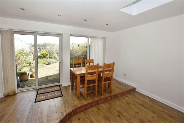 Cottage to rent in Fore Street, Kingskerswell, Newton Abbot, Devon.