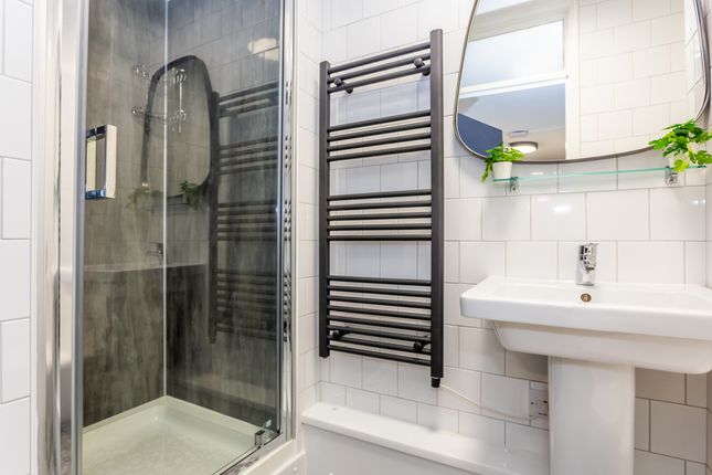 Flat 11, Crossgate Lofts, Bathroom 3