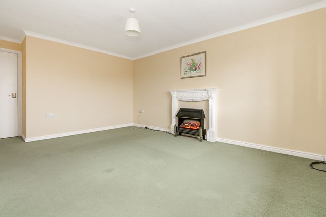Flat for sale in 16 Godred Court, Kings Reach, Ramsey
