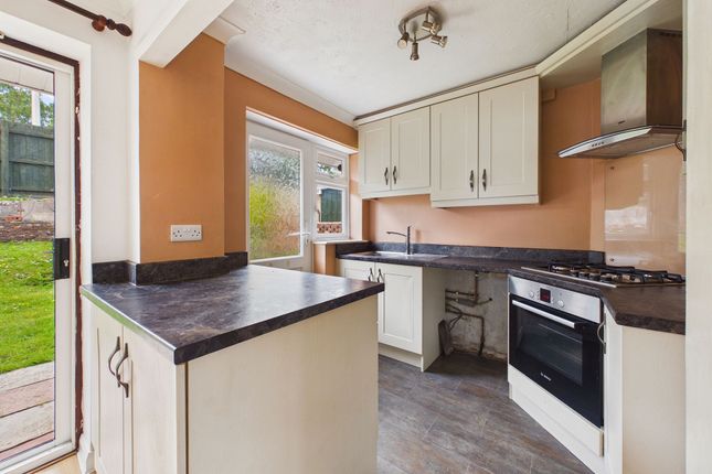 6, Hedgerow Close, Crediton photo 2