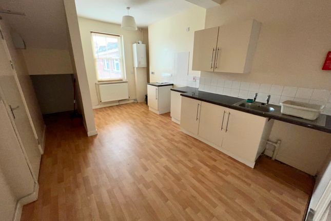 Flat A, 35 Commercial Street, Aberdare, Aberdare photo 4