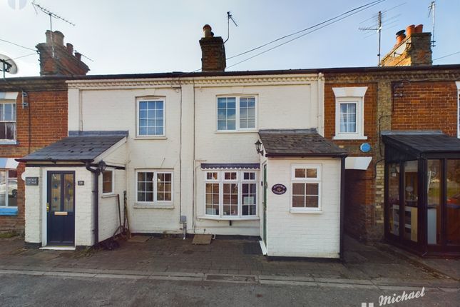 Thumbnail Cottage for sale in Tring Road, Wilstone, Tring