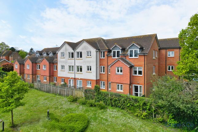 Garrett Court, Vicarage Lane, Hailsham photo 2