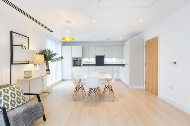 Thumbnail Flat to rent in Santina Apartments, Cherry Orchard Road, Croydon