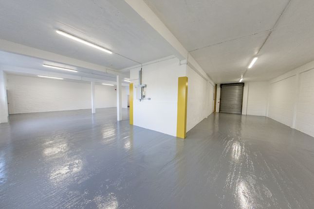 Warehouse to let in Unit A6D, Bounds Green Industrial Estate, London, Greater London