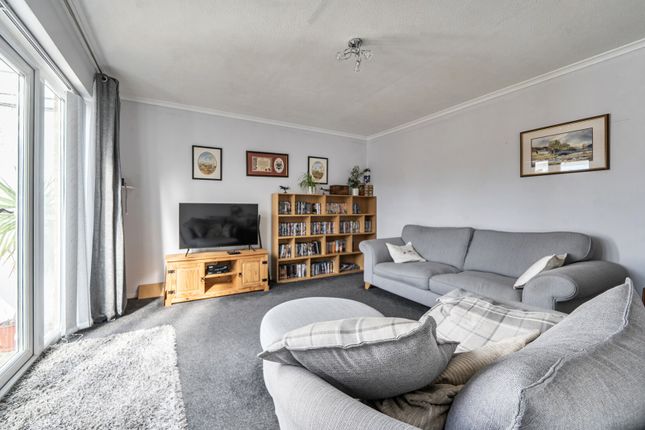 5, Harman Walk, Buckinghamshire photo 3