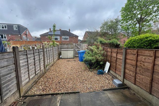 Terraced house to rent in Little Brook Road, Sale