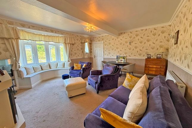 4, Churchill Court, Sandybed Lane, Scarborough photo 2