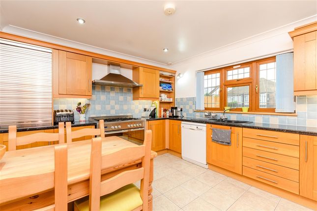 4-bed house on Hever Avenue West Kingsdown, Sevenoaks, £850,000