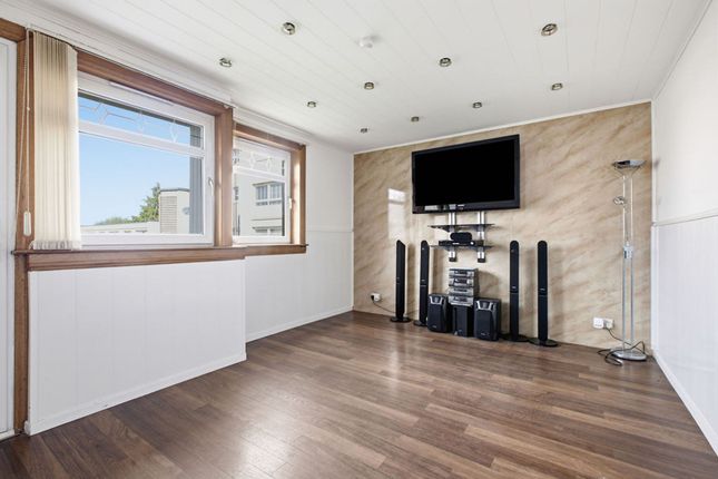 19 Brown Place, Glasgow photo 2